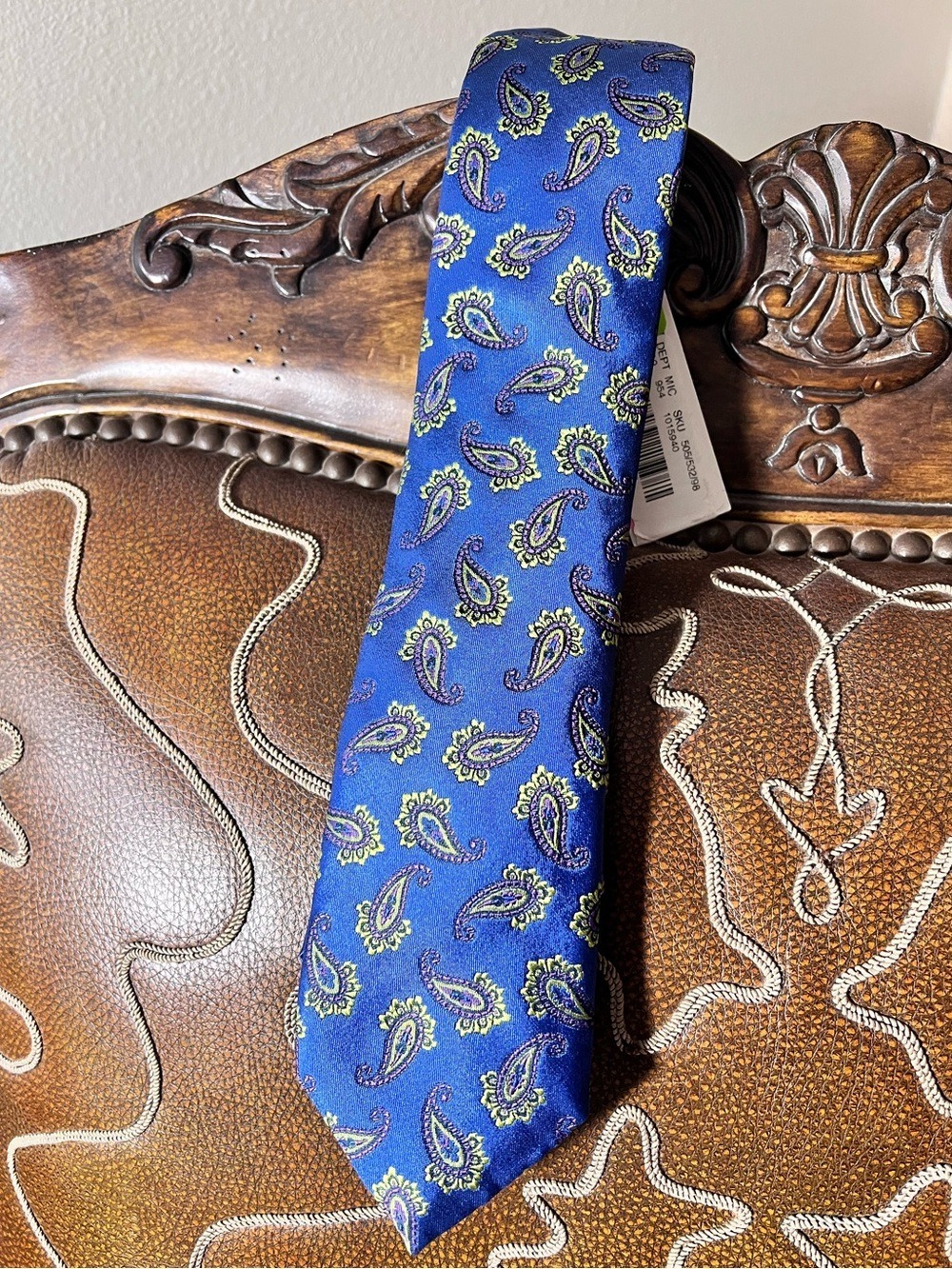 NWT $79.50 Ted Baker London Blue Paisley Silk Tie